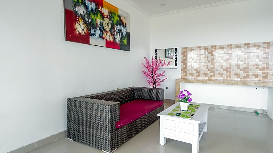 RedDoorz @ Uluwatu Suites