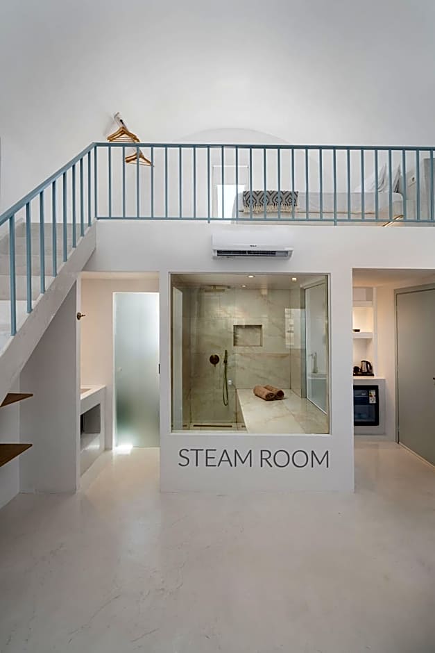 Cycladic Suites & Spa