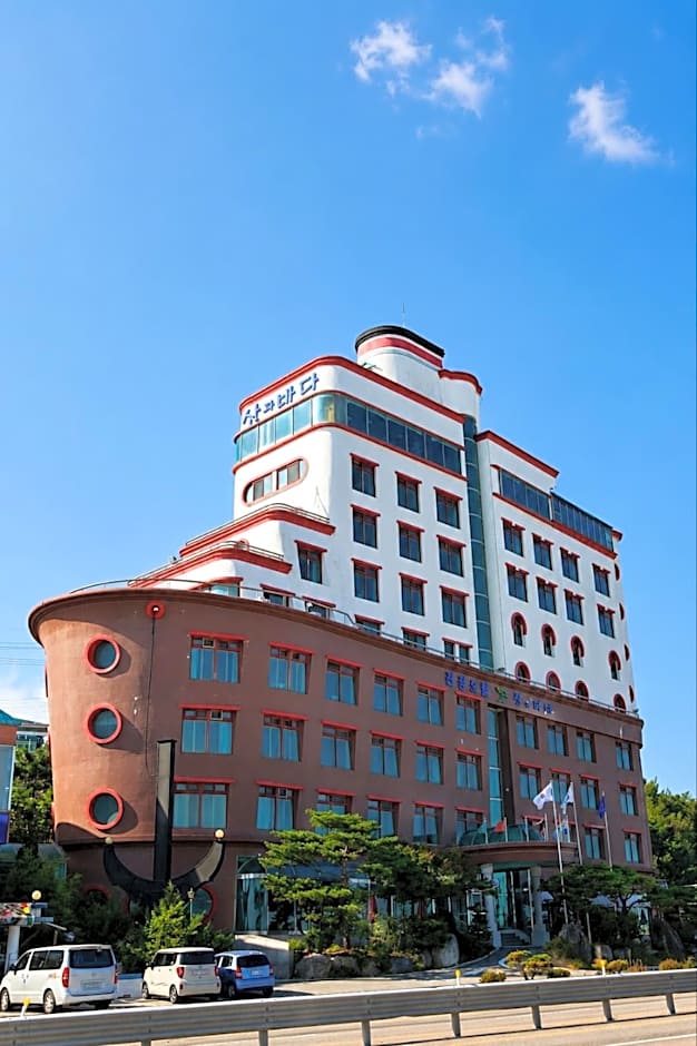 Benikea Hotel Mountain & Ocean Daepohang
