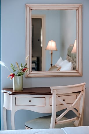 COMFORT ROOM WITH GARDEN