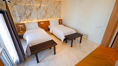 Premier Deluxe (Twin Bed)