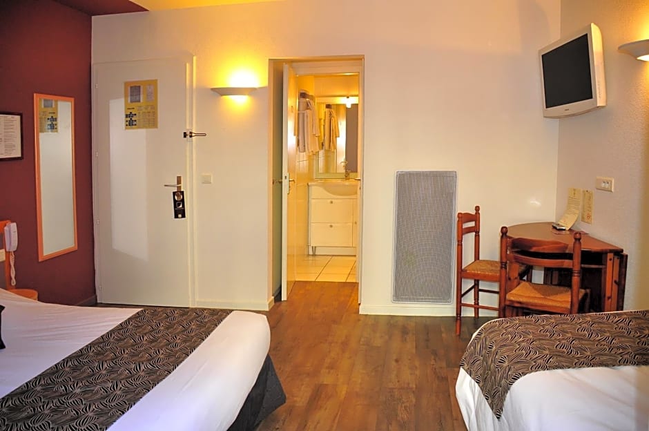 Logis Hôtel - Restaurant Aux Bruyères