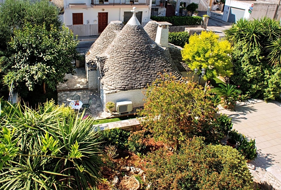 Trullo Giardino Fiorito – Alberobello, LA