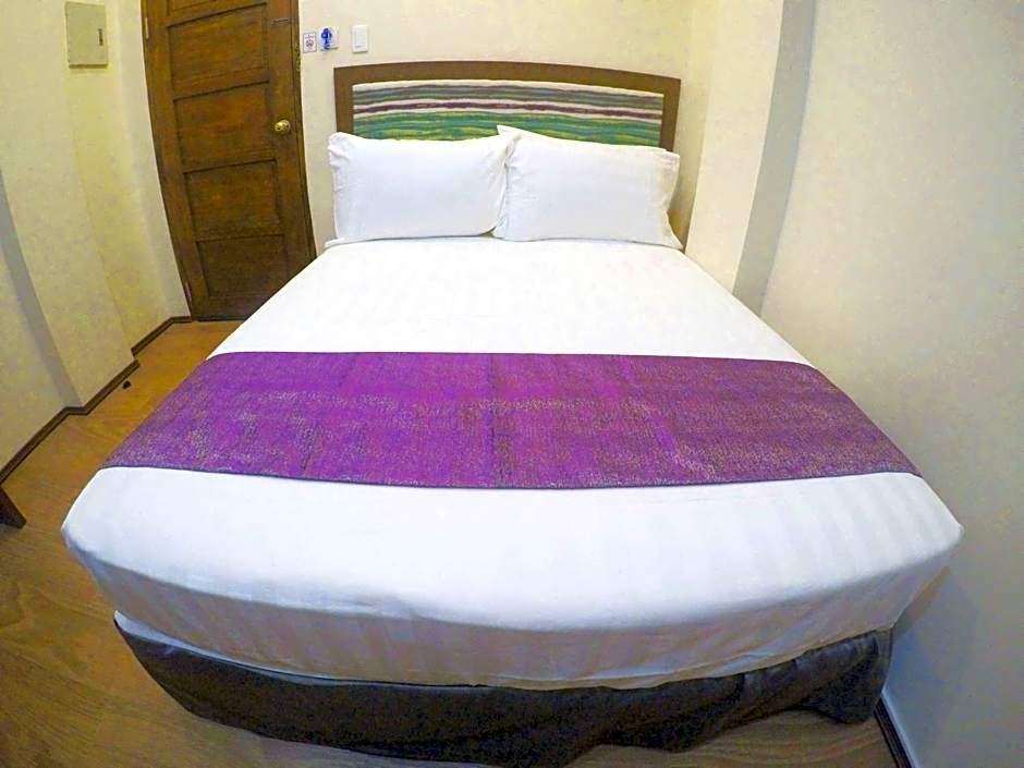 Photo 1 of 5 of Double Room