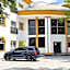 De Brit Hotel