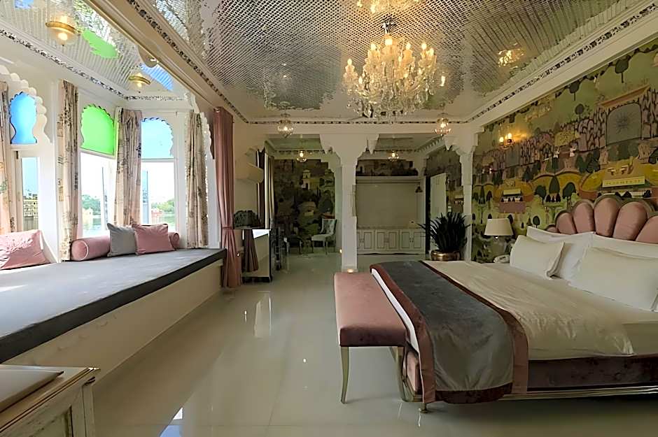 Jagat Niwas Palace Hotel