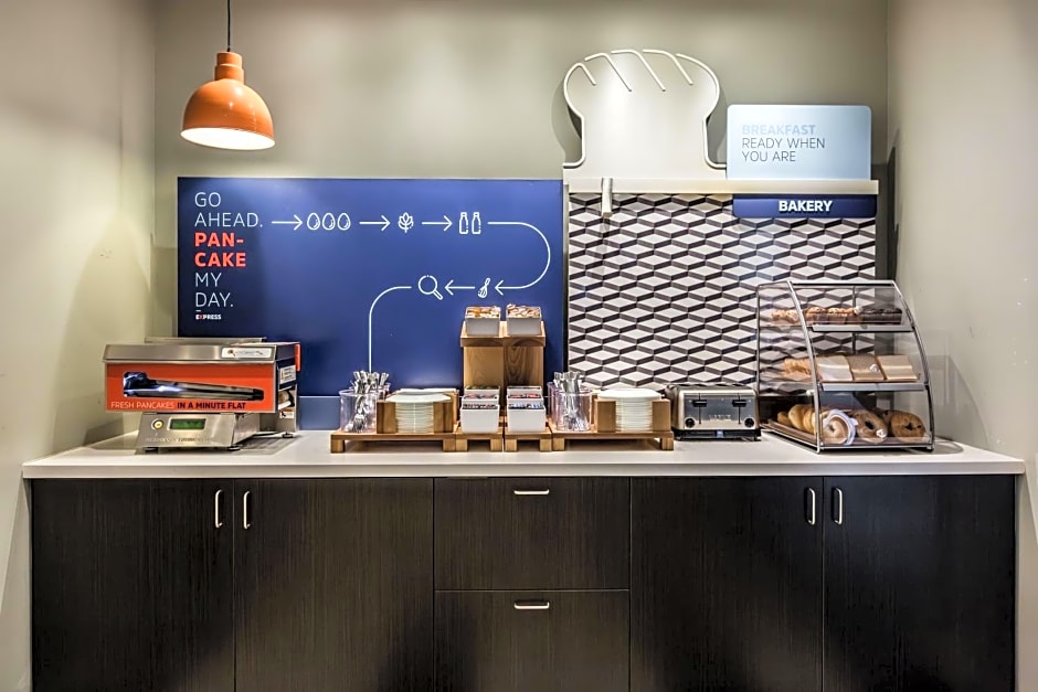 Holiday Inn Express & Suites Welland By IHG