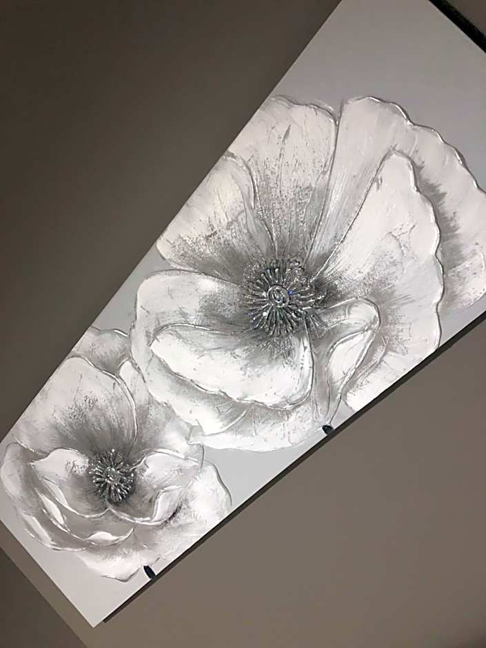 Dwell Living Central 5 BD, Sleeps 10