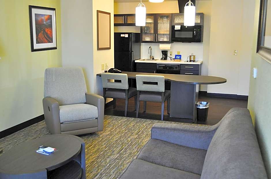 Candlewood Suites Bay City By IHG