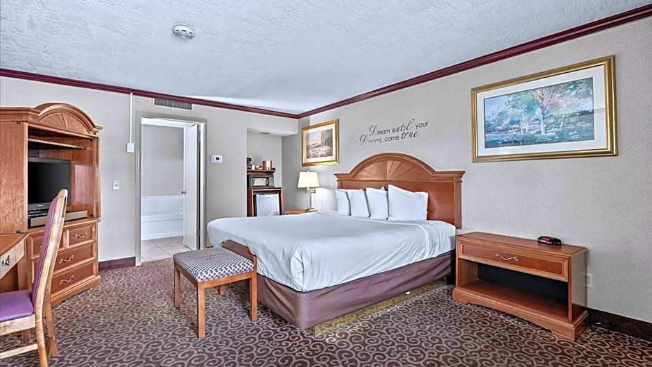Red Arrow Inn & Suites, a Travelodge by Wyndham