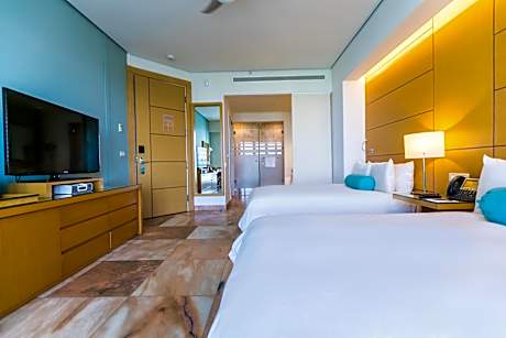Superior Double Bed Diamante view