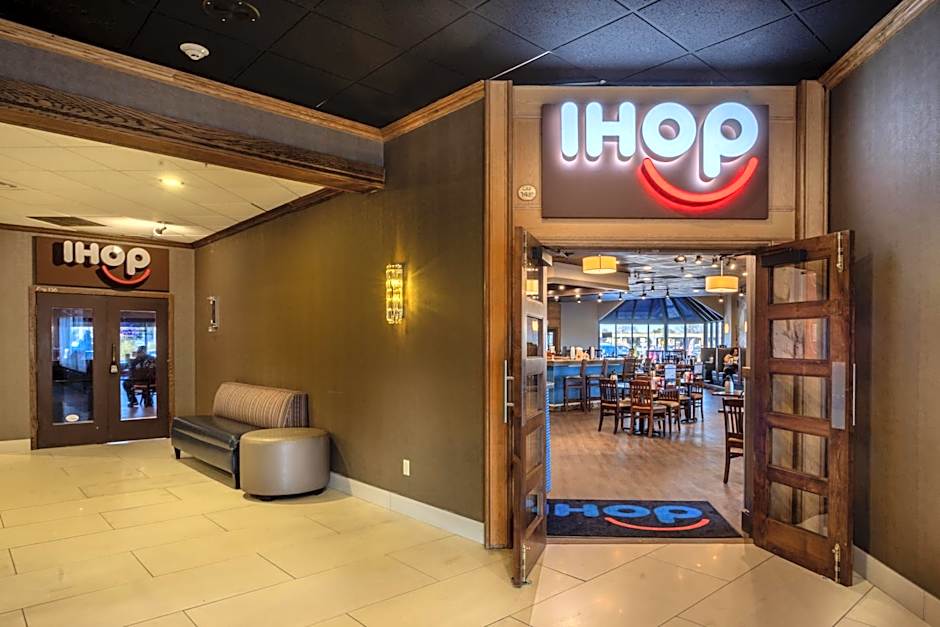 Holiday Inn Brookfield - Milwaukee By IHG