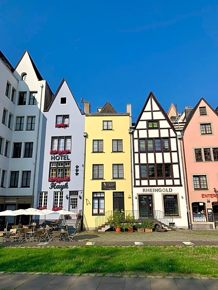 Hayk Altstadthotel & Appartements