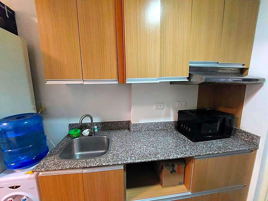 ANIA CONDO STAY