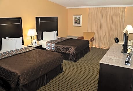 Queen Room with Two Queen Beds - Non-Smoking