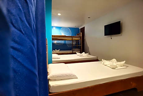 Economy Quadruple Room