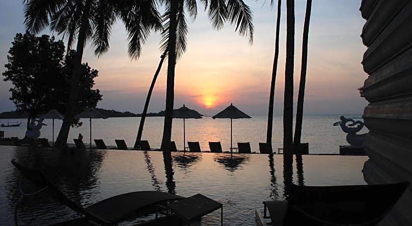 Sareeraya Villas & Suites