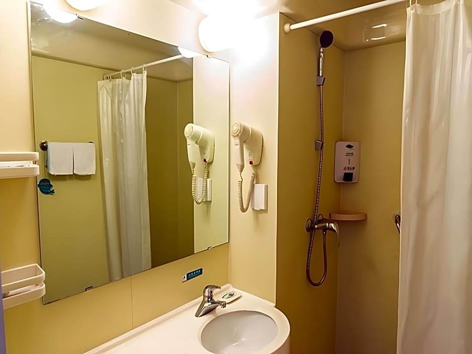 Jinjiang Inn Putian Coach Station