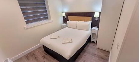 Two-Bedroom Apartment (5 Adults)