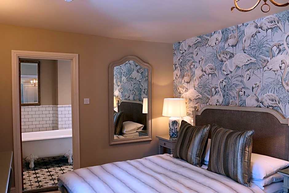 Rafters at Riverside House Hotel