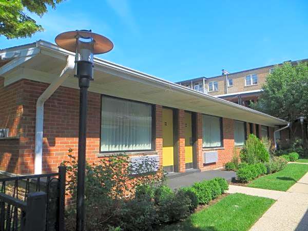 Carleton Of Oak Park