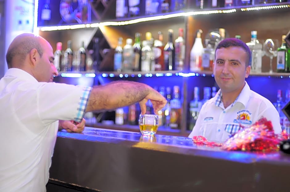 Grand Villa Sol Apart