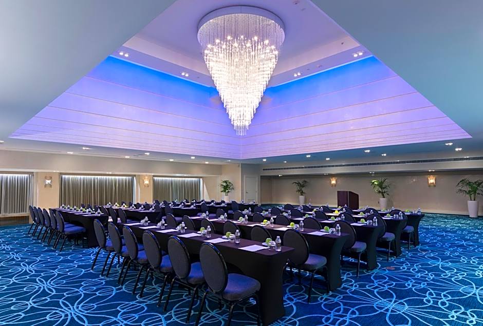 Boca Beach Club, A Waldorf Astoria Resort