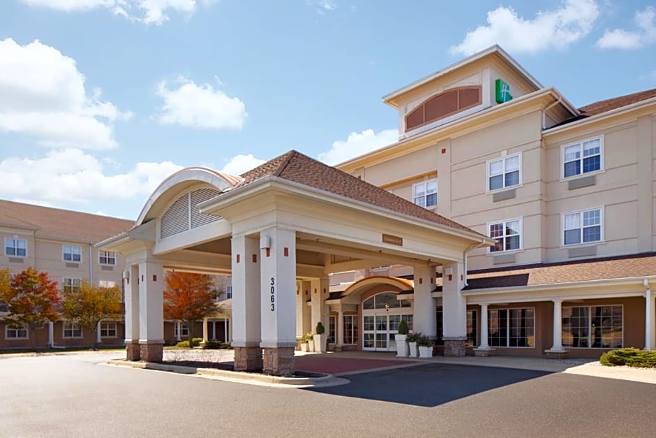 Holiday Inn Grand Rapids-Airport, an IHG Hotel