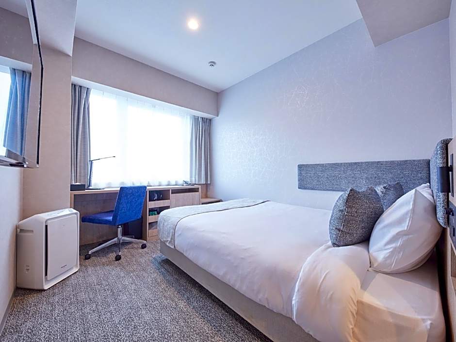 Photo 1 of 3 of No Smoking Semi-Double Room