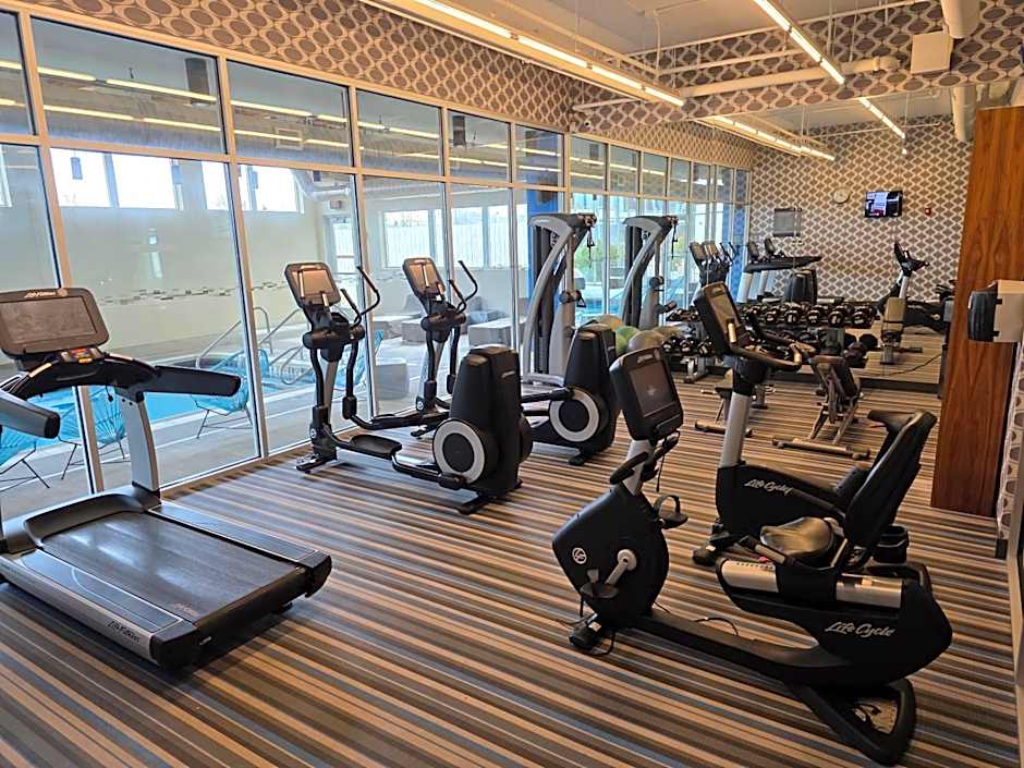 Aloft Buffalo Airport