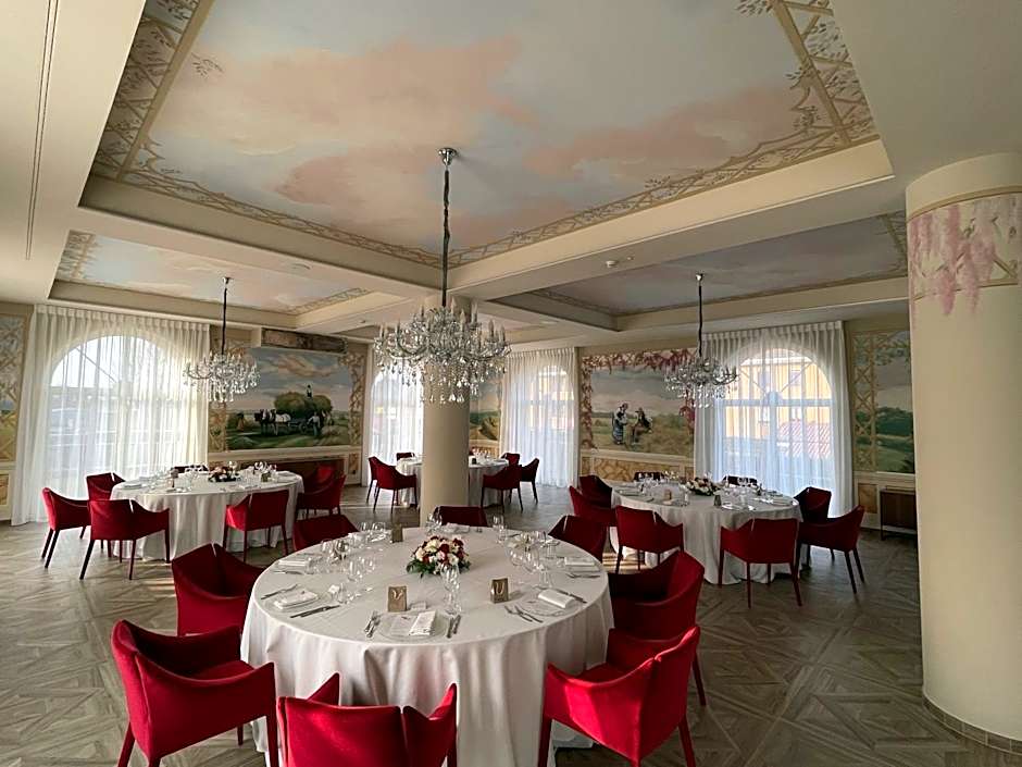Accomodation Hotel Castello Il Codirosso