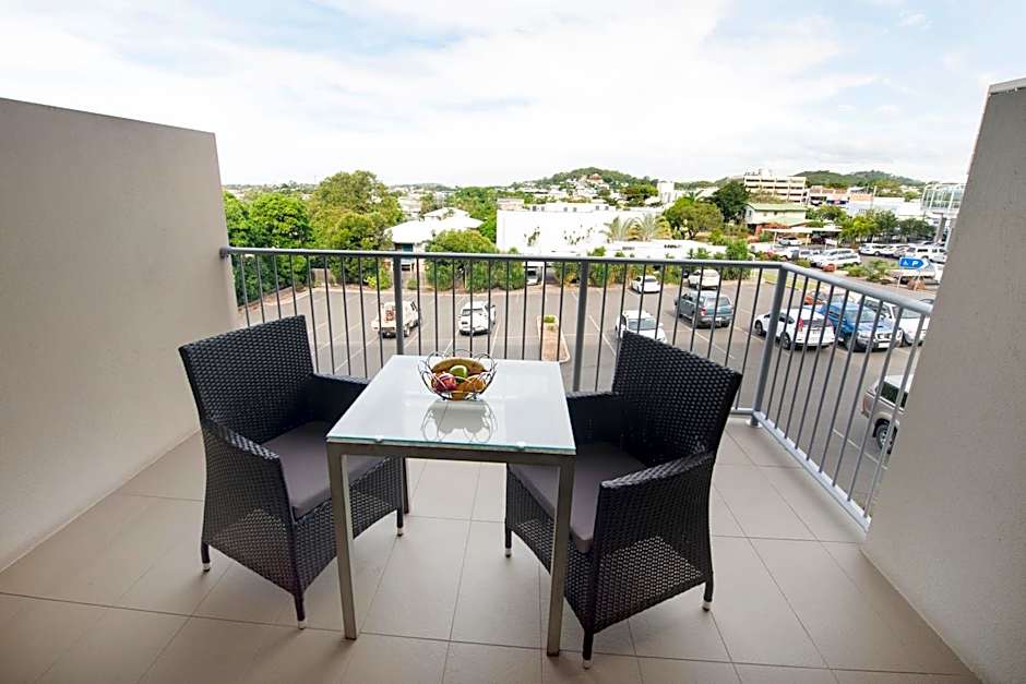 Gladstone City Central Apartment Hotel Official