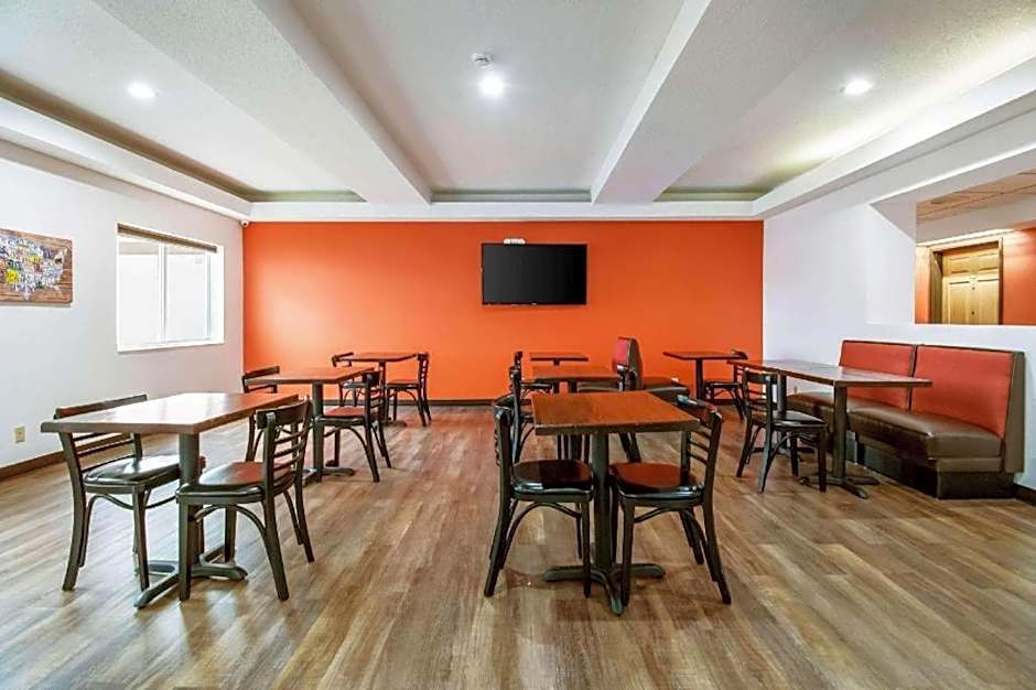 Econo Lodge Franklin