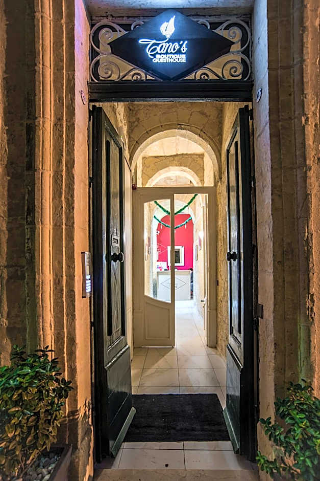 Tano's Boutique Guesthouse