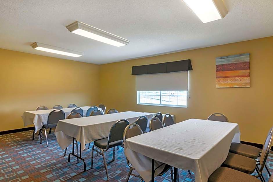Best Western Governors Inn & Suites