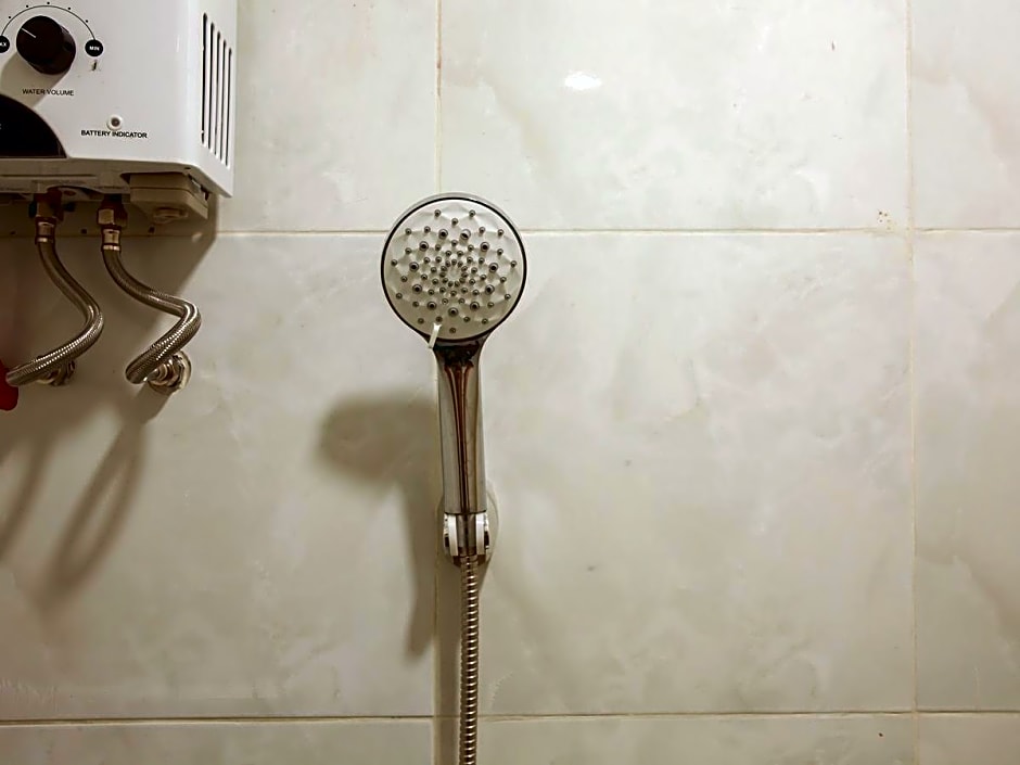 Hotel O Sopou Penginapan Rinal & Tuah