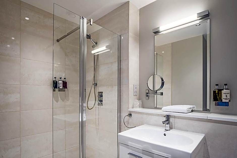 Cotswolds Hotel & Spa