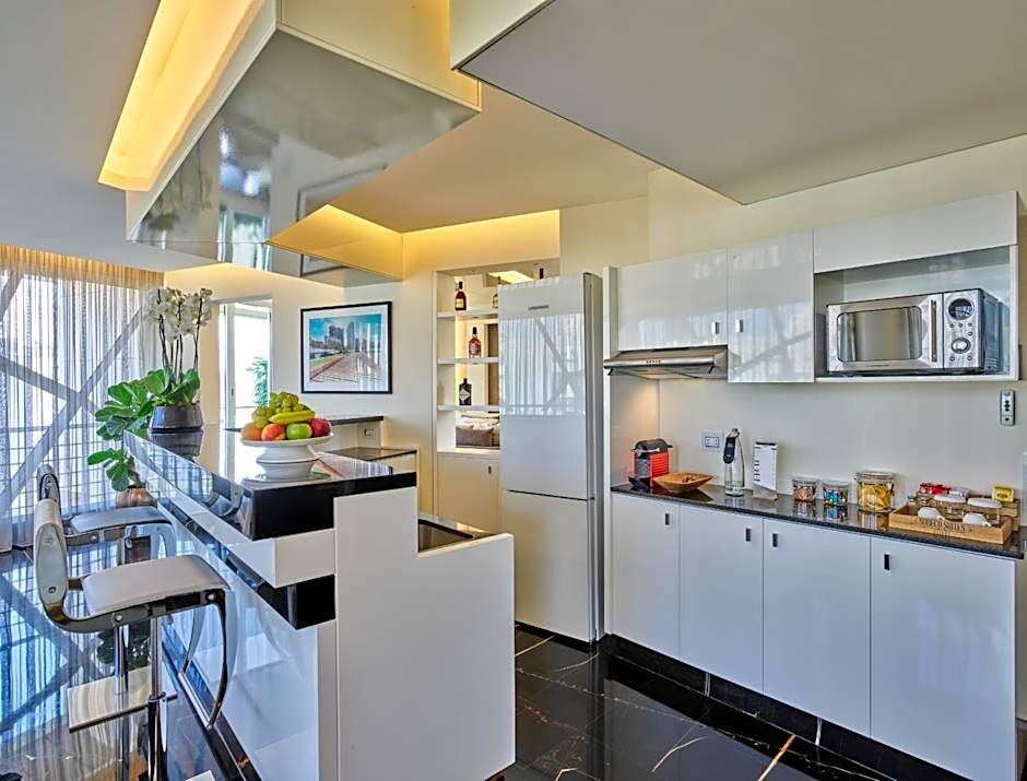 Sodeco Suites