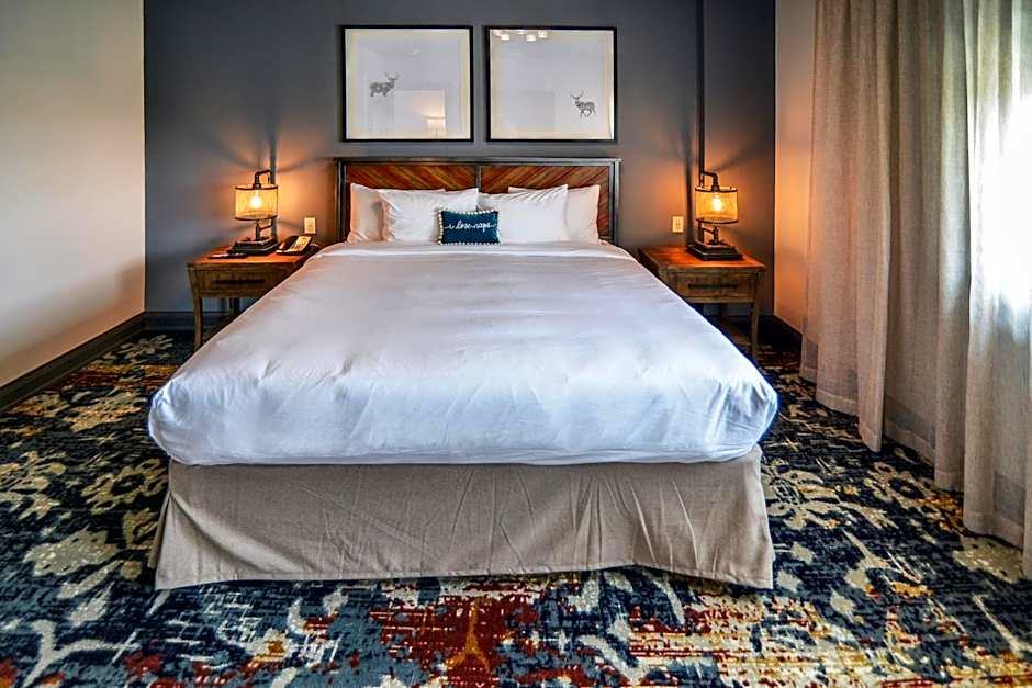 The Stella Hotel & Ballroom