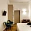 Piazza Farnese Luxury Suites