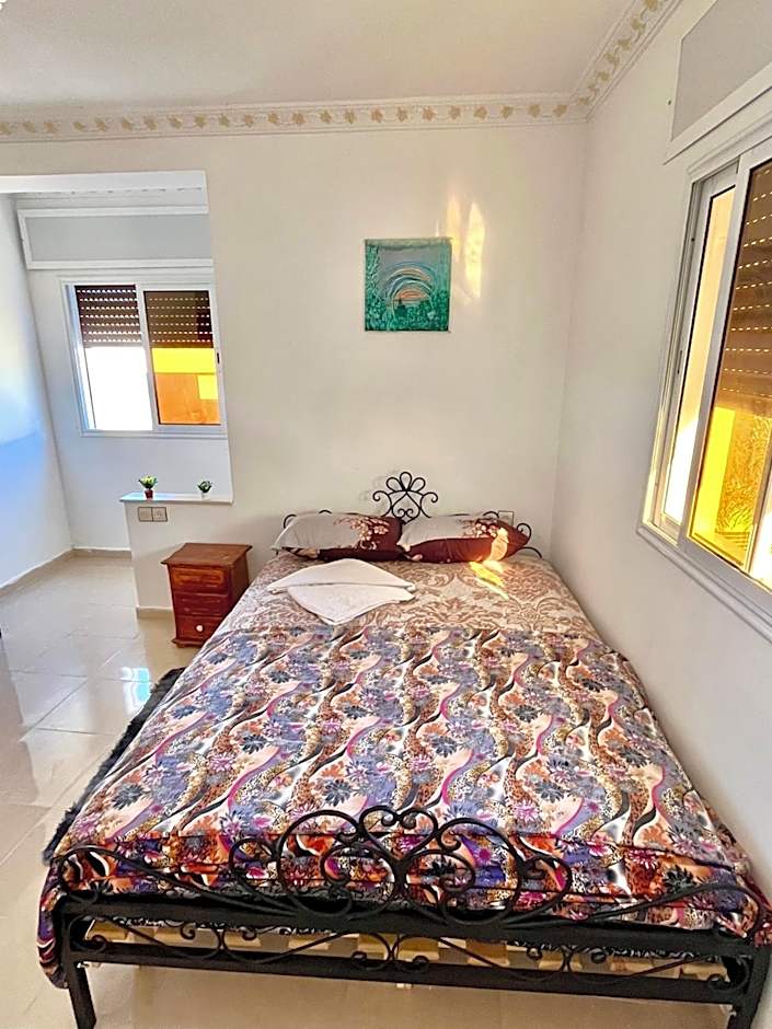 Moderno apartamento en el centro , a 3 min del mar V