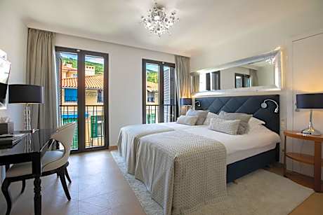 Deluxe Double or Twin Room with Garden View