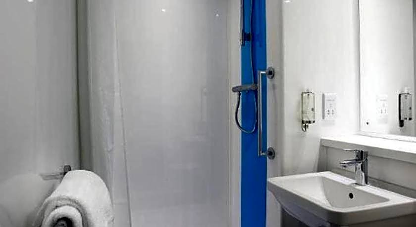 Travelodge Birmingham Fort Dunlop