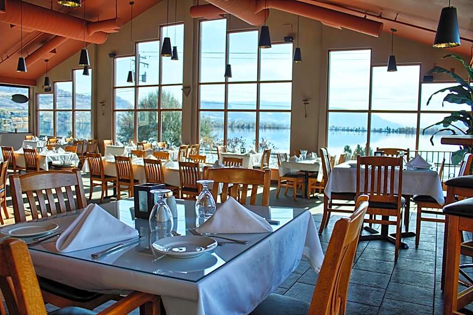 Holiday Inn Hotel & Suites Osoyoos By IHG