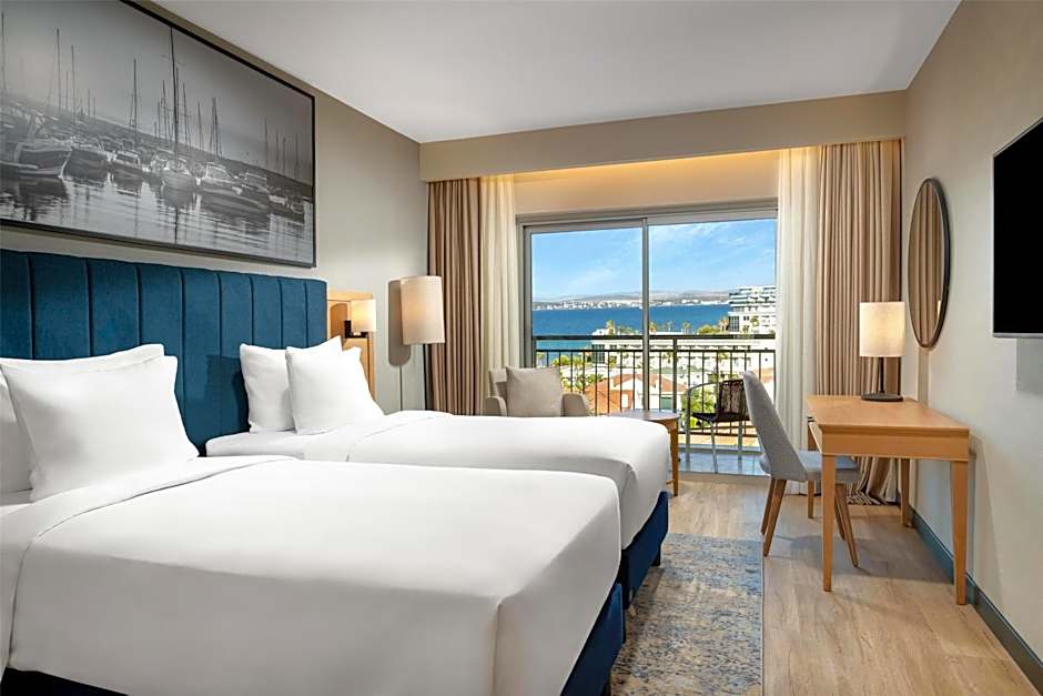 Photo 1 of 5 of Premium, Partial Sea View, Balcony