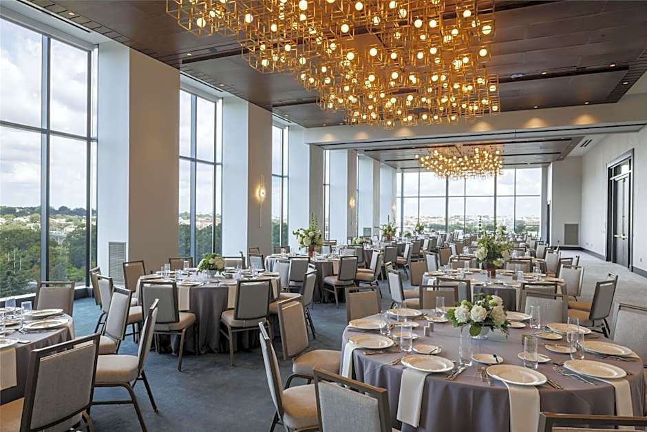 Hilton Arlington Rosslyn The Key