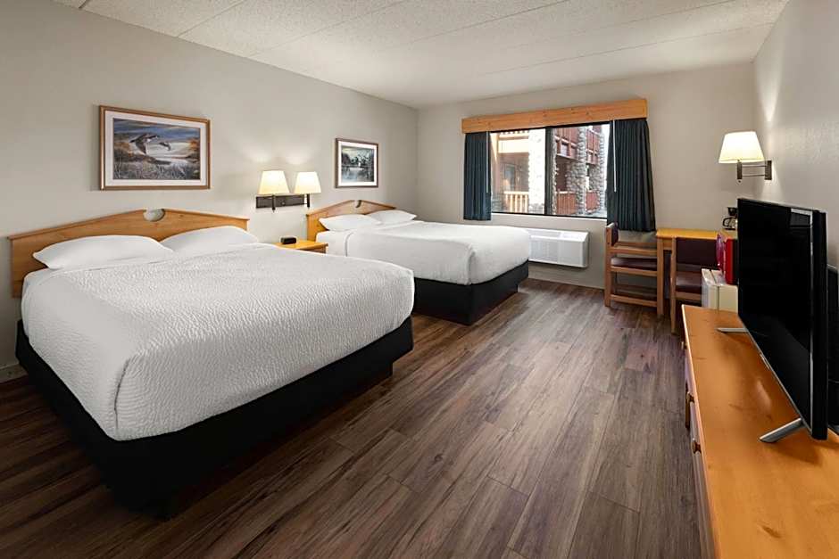 Shell Lake Lodge, a Travelodge by Wyndham