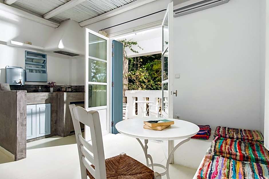 Thalassitra Village Hotel