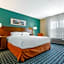 Comfort Inn & Suites Green Bay Stadium Area