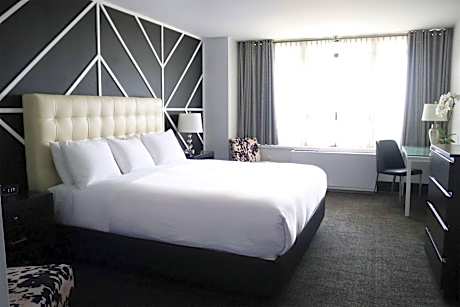 King Room - Non-Smoking